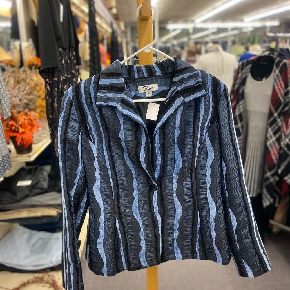 🛍️ 🎈Flair SZ Large Black/Blue/Gray Jacket